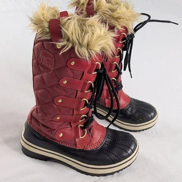 Sorel | Shoes | Sorel Tofino Red Quilted Pattern Fur Trim  display picture 3